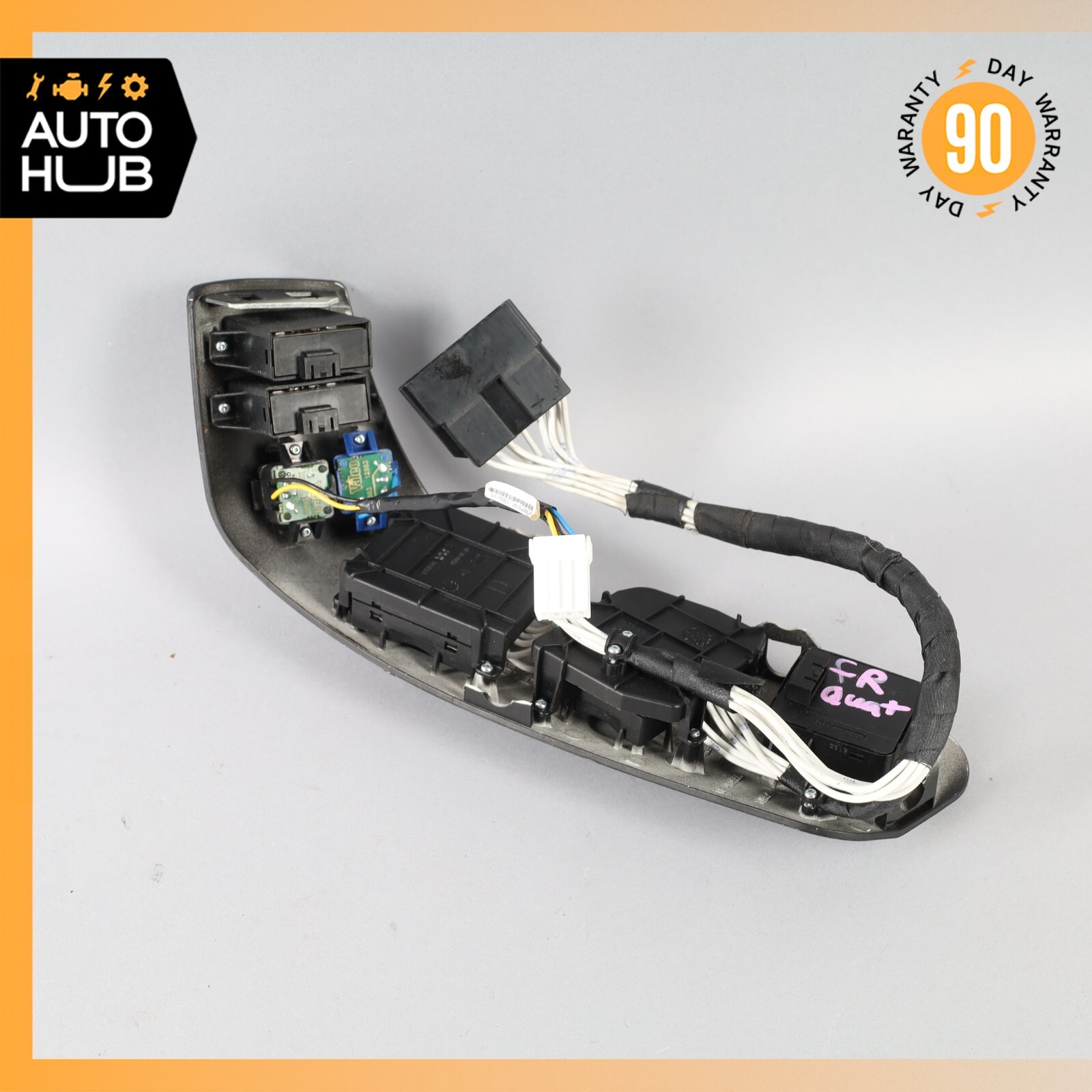 03-13 Maserati Quattroporte M139 Front Right Side Seat Control Switch OEM