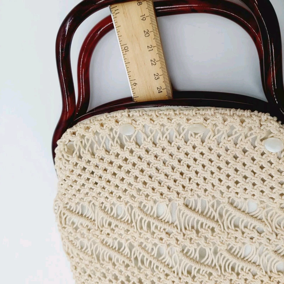 Womens Handbag Crocheted Cream With Brown Acrylic Lucite Handles Vintage - Image 4 of 4