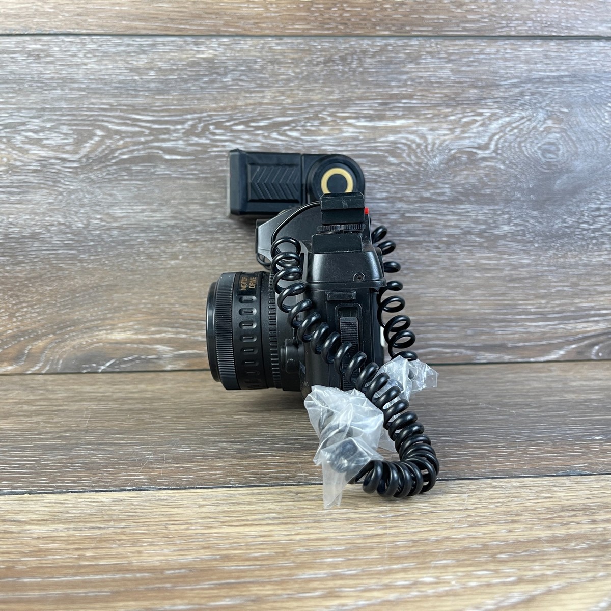 Vintage Canon TC-8000 Black Red Eye Reduction 35mm Camera with