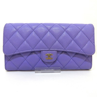 light purple wallet