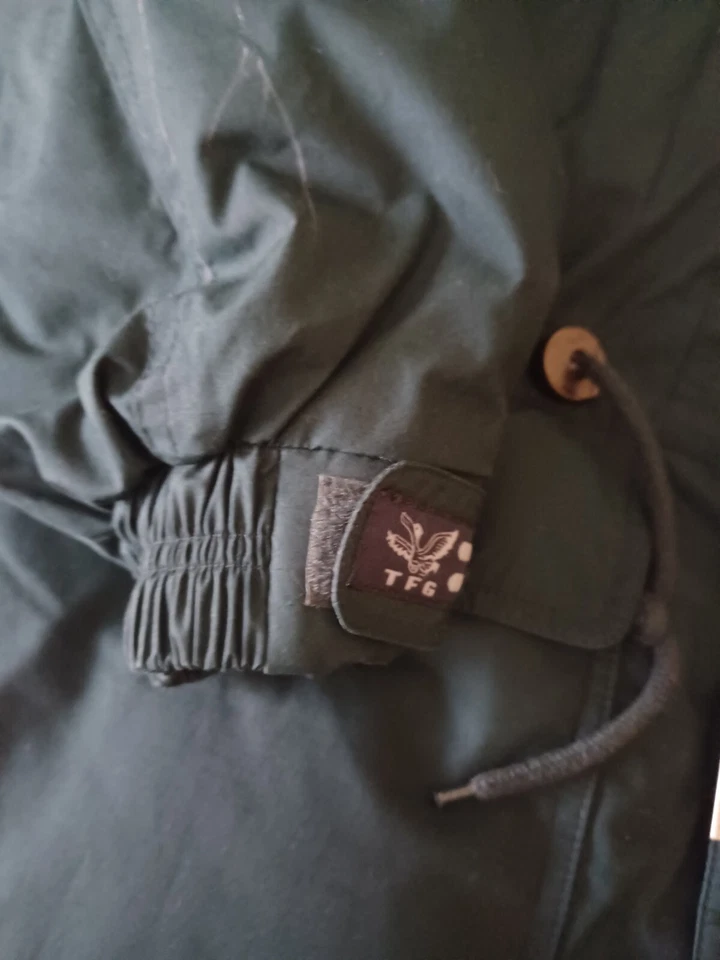 Triple Fat Goose Down Puffer Coat Jacket Green Medium *No Hood* Great Condition  - Image 4 of 4