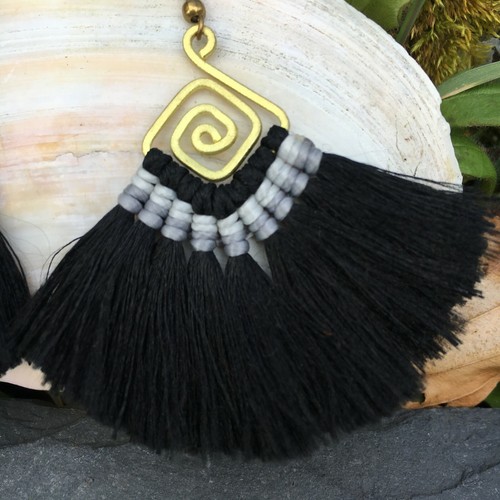 Earring Brass Silk Thread Embroidered Handmade Thailand Boho Ethnic Nomads Wales - Picture 13 of 26