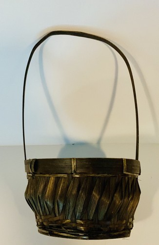 Vintage Hand Woven Bamboo Tall Handled Brown Basket Gorgeous - Picture 5 of 6