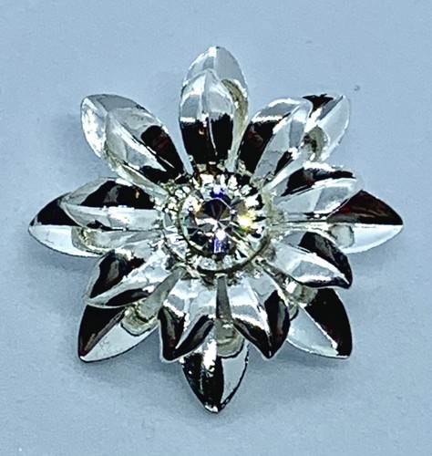 Daisy Flower Metal Button Shank Sewing Crafts Rhinestone Center Silver Plated - Picture 2 of 4
