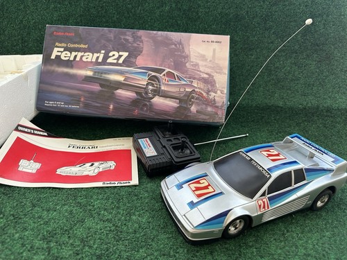 Ferrari Testarossa 1986 Radio Shack RC 27 Mhz Cat n. 60-4062 Vintage - Foto 1 di 17