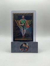2023-24 Panini Recon - Derrick White #65 Holo Bronze /299