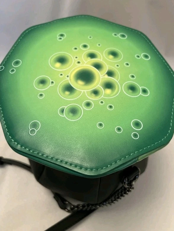 Bolso Bandolera Mad Engine Caldero Negro Verde Viral Halloween Hocus Pocus Foto 3 de 4