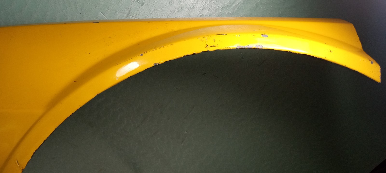 Ferrari Front Fender Section_Dino 308 GT4_40403701_40213506_Left Side_GENUINE