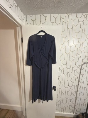 Catherine s Jersey Wrap Dress So Beautiful And Flowy Navy OX