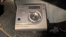 Sony MZ-NH700 Hi-MD Walkman Portable MiniDisc Recorder Player Silver