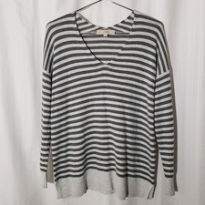 Ann Taylor LOFT Gray Stripes V Neck Pullover Sweater Long Sleeve Size M