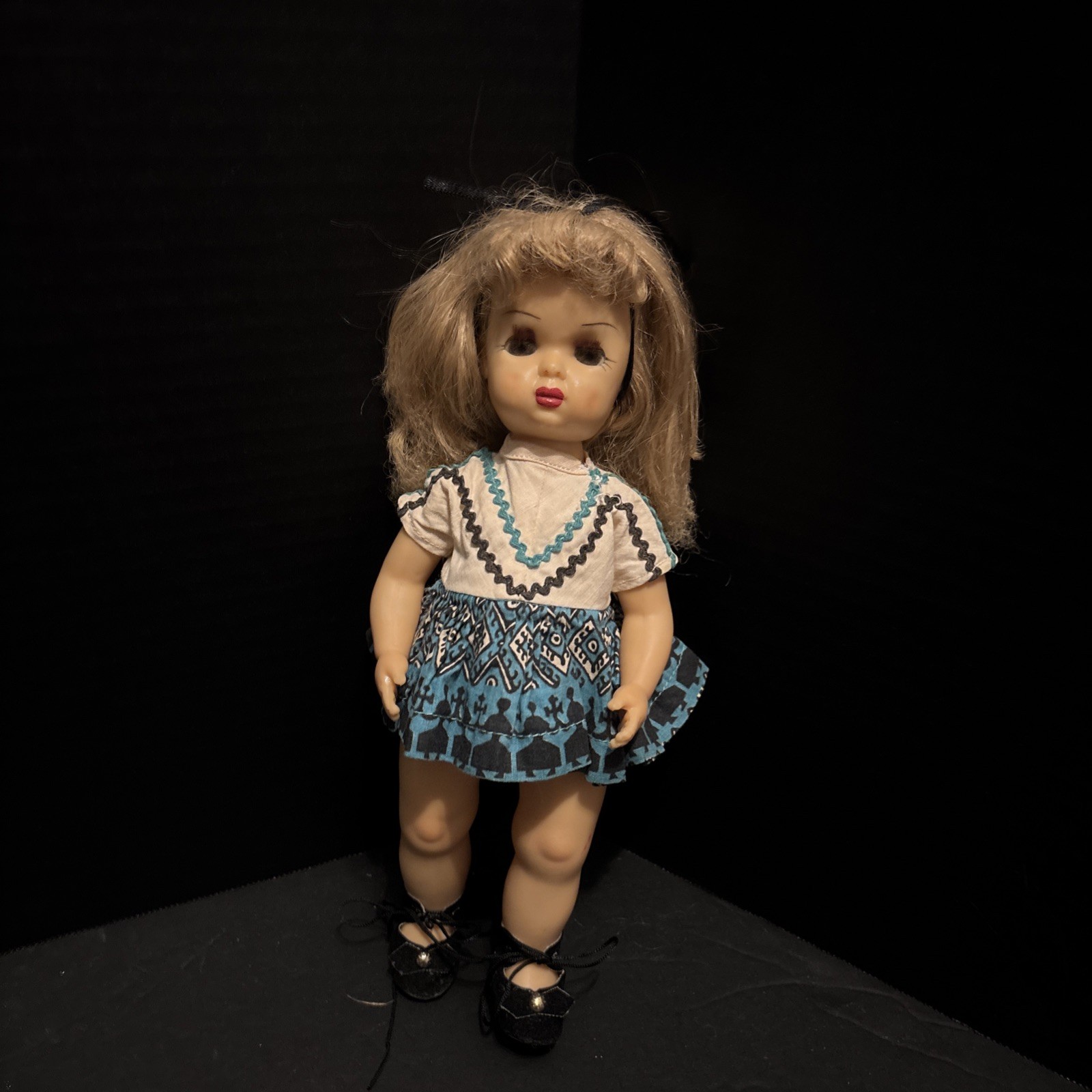  Tiny Terri Lee , 10 inch dark  Blonde, Walker doll , 1956,
