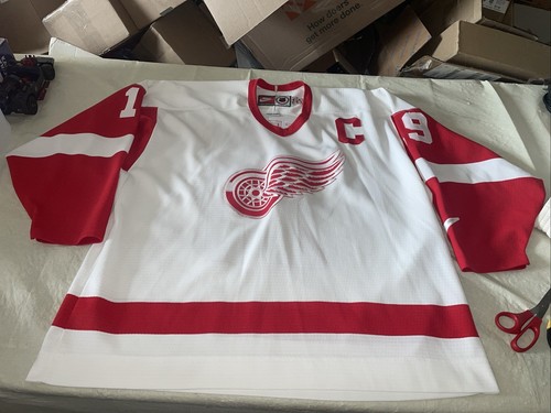Nike Steve Yzerman Detroit Red Wings Jersey Mens Xxl 56 Mic Sewn Clean White Vtg - Picture 6 of 9