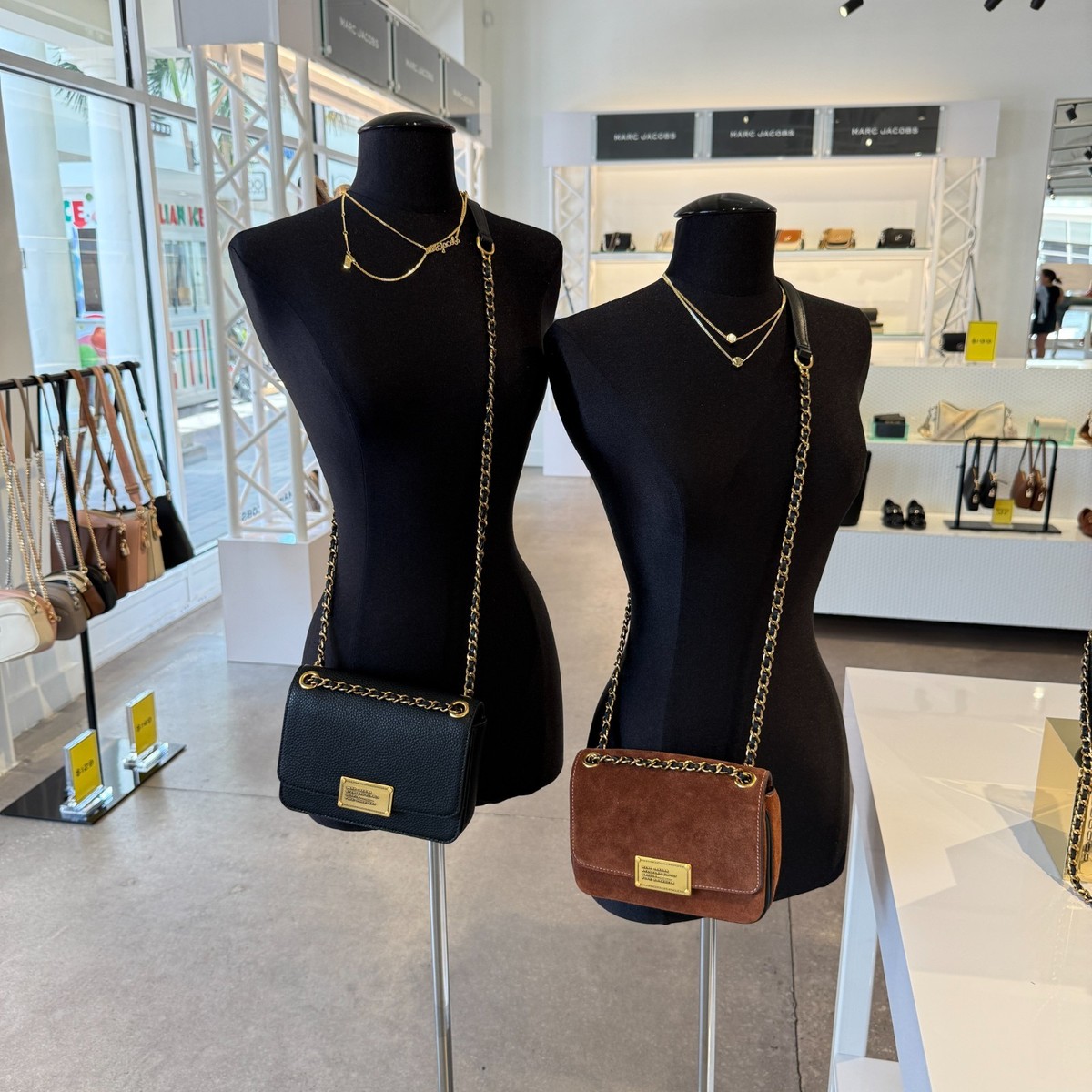 Marc Jacob The Plaza Pebbled Leather Shoulder Bag 4F5HSH014H01