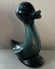 Vintage BLUE MOUNTAIN POTTERY Redware Duck Figurine Made in Canada 5.5" Tall