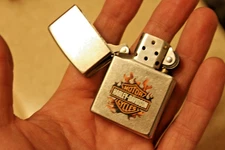 Vintage Zippo Lighter - Harley Davidson Flame Street Chrome - dated 16