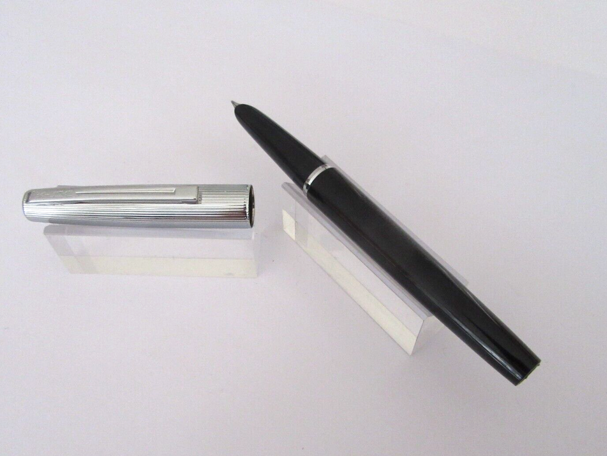 VINTAGE ET MYTHIQUE STYLO BILLE WATERMAN ANNEES 70/80 NEUF DE
