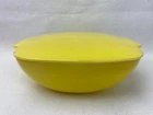 Pyrex Yellow Square Hostess Bowl 1 1/2 qt with Lid #515-B Vintage