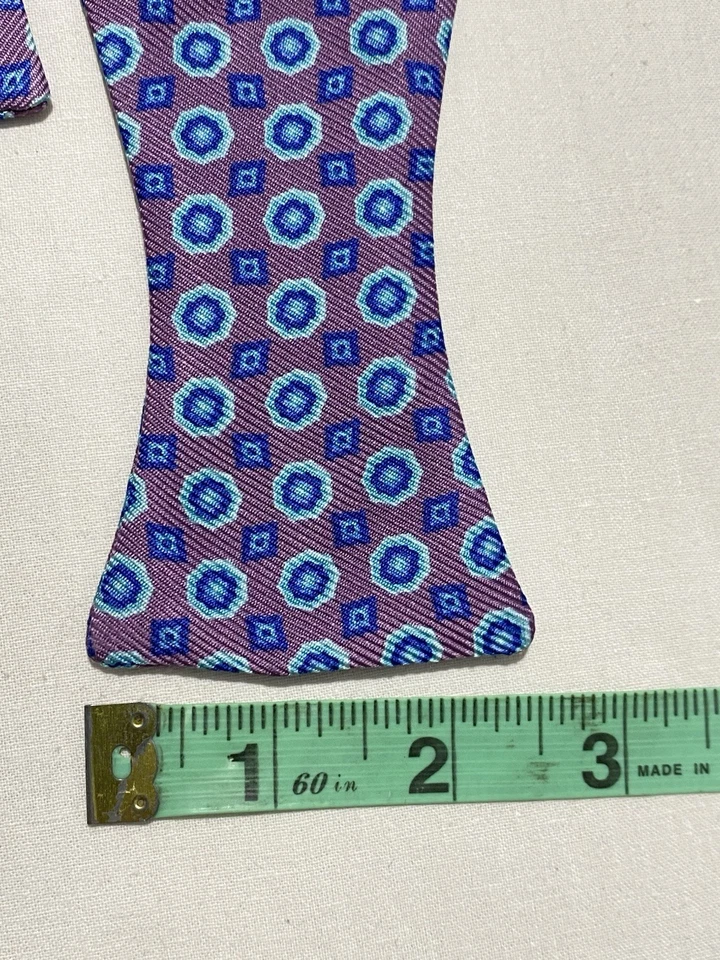 Pajarita PAUL STUART púrpura geométrica de seda para hombre hecha en Italia excelente estado Foto 3 de 3