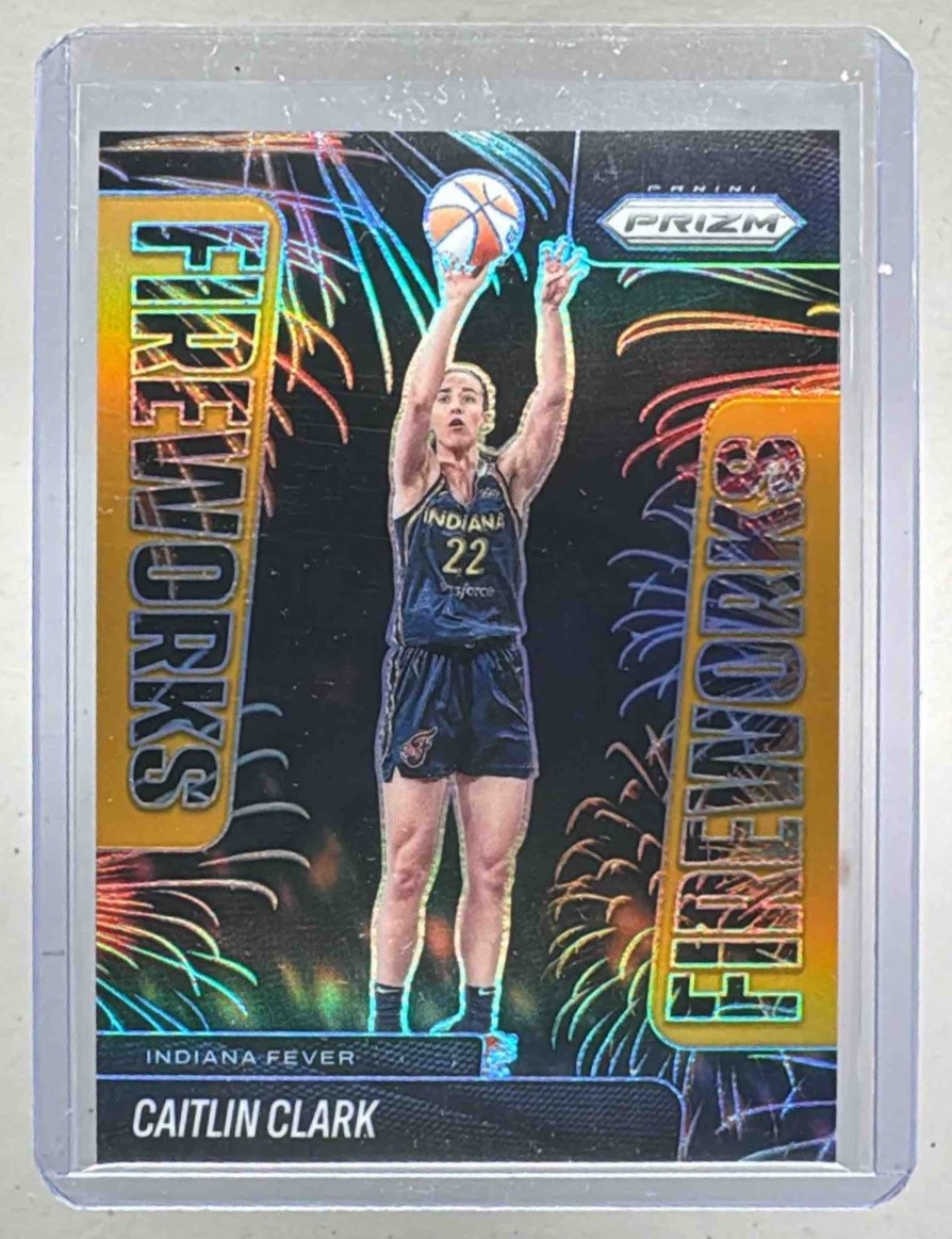 Caitlin Clark 2025 Panini WNBA Prizm #9 Gold Fireworks 3/10