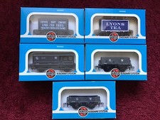 AIRFIX OO' GAUGE RAKE OF 5 ASSORTED WAGONS INC BRAKE VAN - BOXED