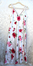 Private Luxuries Size M Women's White/Red Floral Print Sleep Set Gown  Robe