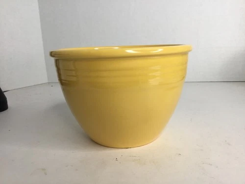 Vintage Fiestaware Yellow #2 Mixing Bowl in very nice condition