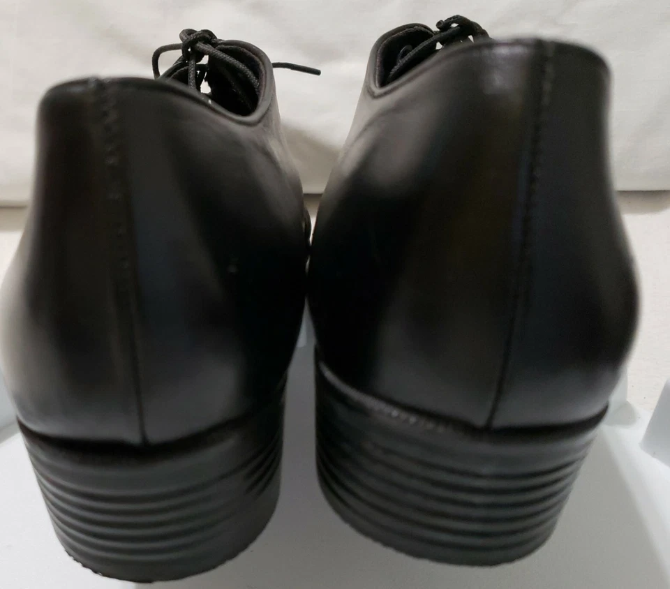 Munro Womens Shoes Leather & Suede Oxford Lace up Black 8.5 N. See desc flaw - Image 2 of 4