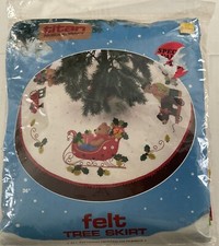 Titan Felt  Sequin Bear Tree Skirt Kit, 1987
