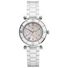 Наручные часы Guess Collection women's diver