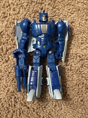 Transformers Titans Return Scourge Deluxe Class  Sweep 86 Movie Action Figure