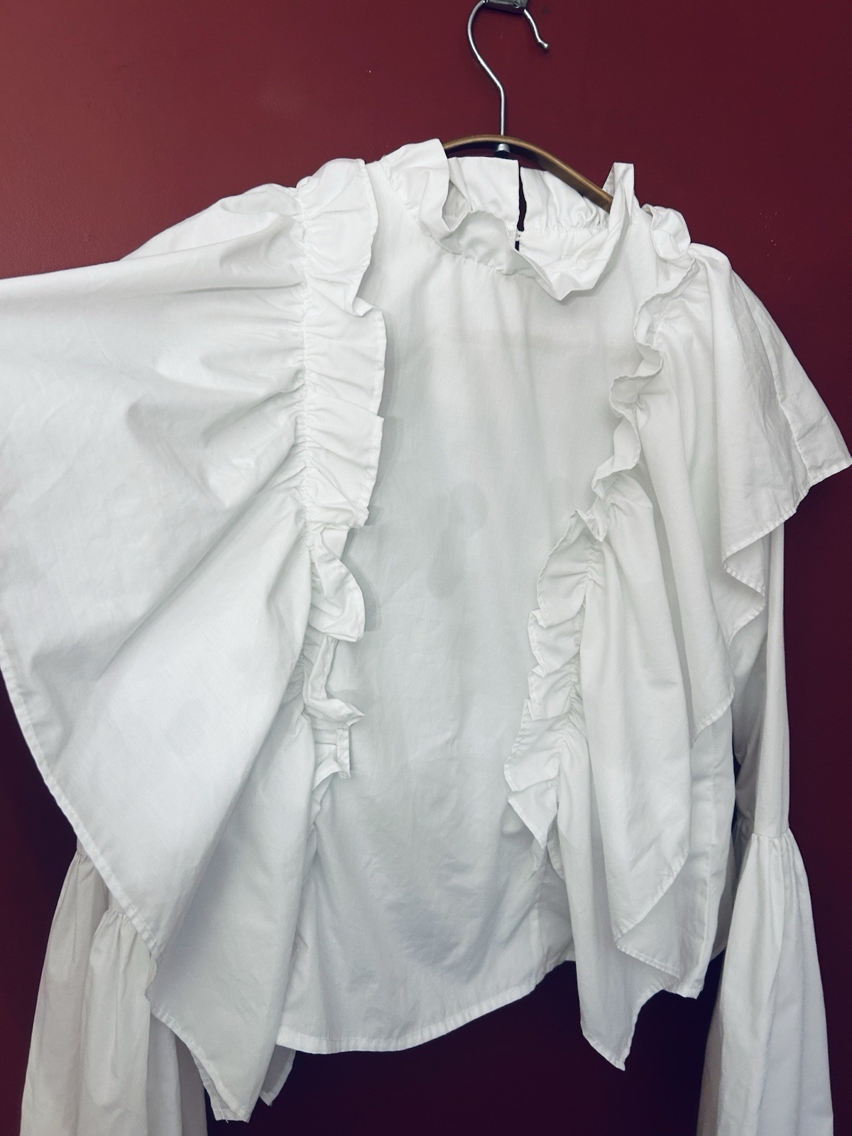 MISGUIDED White Dramatic Extreme Ruffle Frill Sle… - image 2