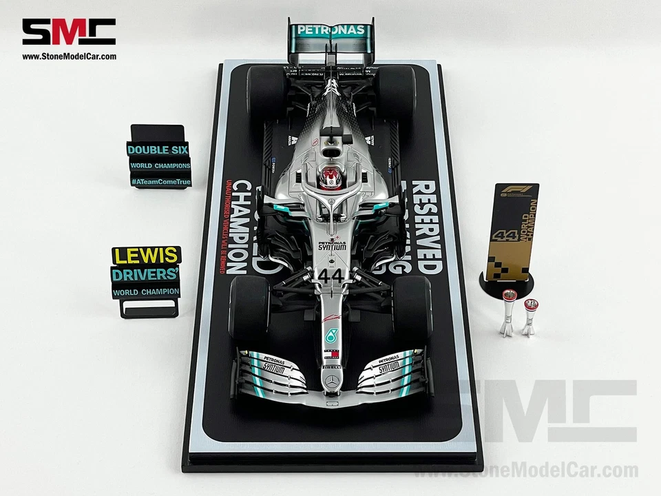 Mercedes F1 W10 #44 Lewis Hamilton US GP 2nd 2019 6x World Champion 1:18 Spark - Image 4 of 4