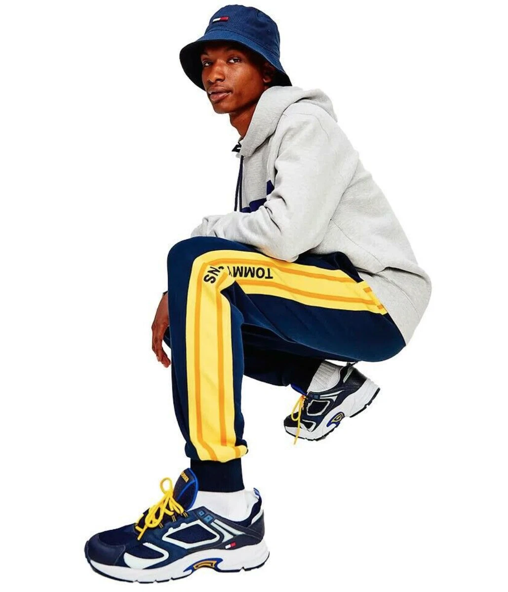tommy hilfiger sweat outfit