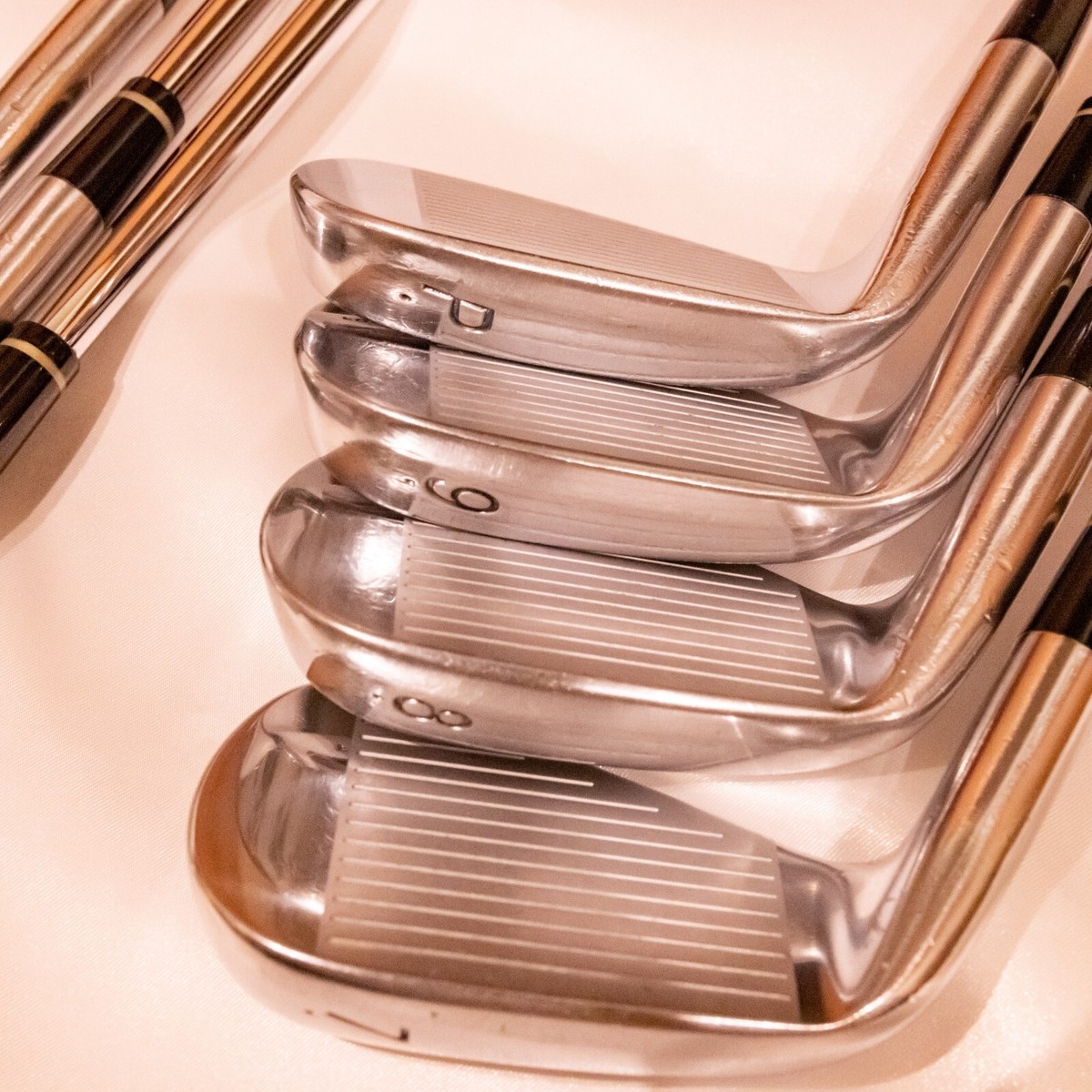 Golf Club IRONS PRGR is3 501 SET of 7 #4-9.P Dynamic gold s200