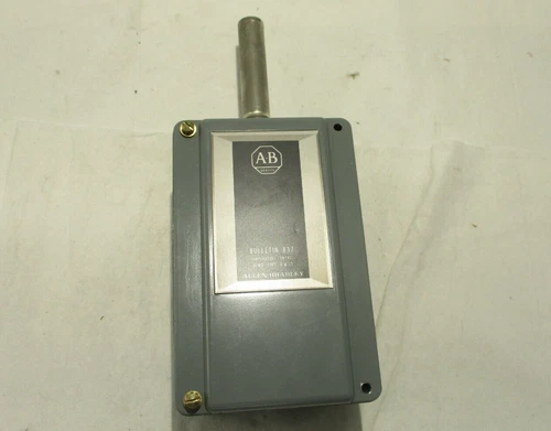 NEW ALLEN-BRADLEY 837-V3J THERMOSTAT TEMPERATURE CONTROL SWITCH
