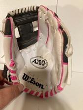 Wilson Glove RHT 10" A200 Pink White Youth T-Ball Softball Baseball Girl's