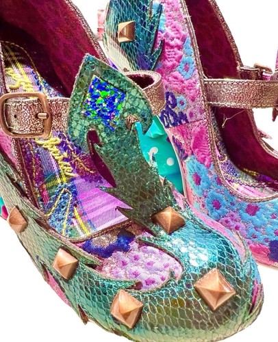 Size 9…..…IRREGULAR CHOICE…….”Flail Tale” Dragon Figurine Heels. New w/Box - Picture 8 of 13