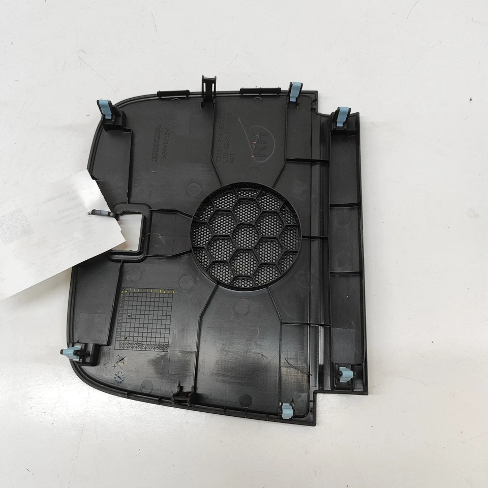 HONDA e:Ny1 Dashboad Speaker Cover 77131-31A-E0-20 Electricity  2024 31934097 - Image 2 of 4