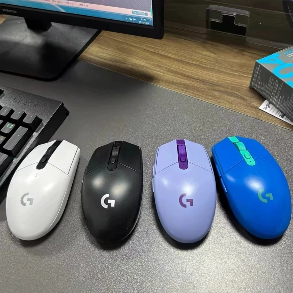 Logitech G304 LIGHTSPEED Wireless Gaming Mouse 12,000 DPI - Image 2 of 4