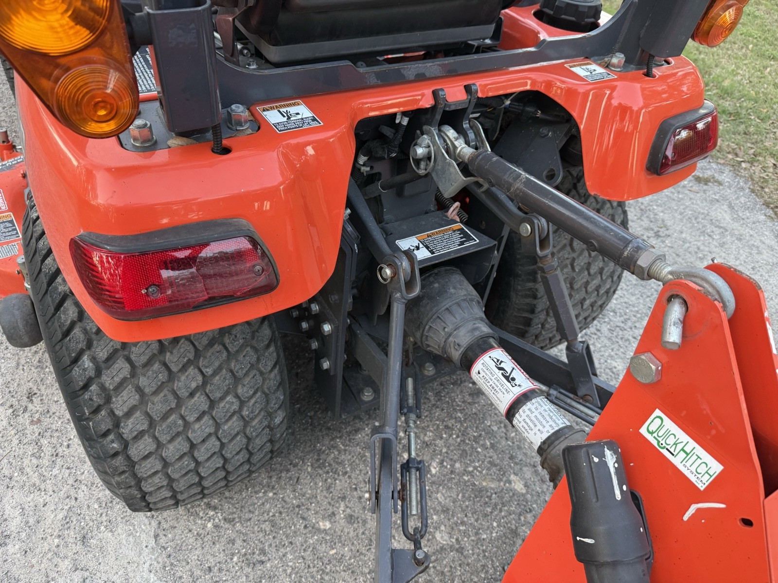 2016 KUBOTA BX2370 SUB COMPACT TRACTOR - LA243 FRONT END LOADER ...