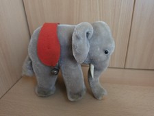 Steiff Elefant  6317,00 mit Knopf und Fahne
