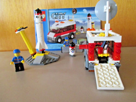 Lego City 3366 Satelite Launch Pad Complete w/Manual