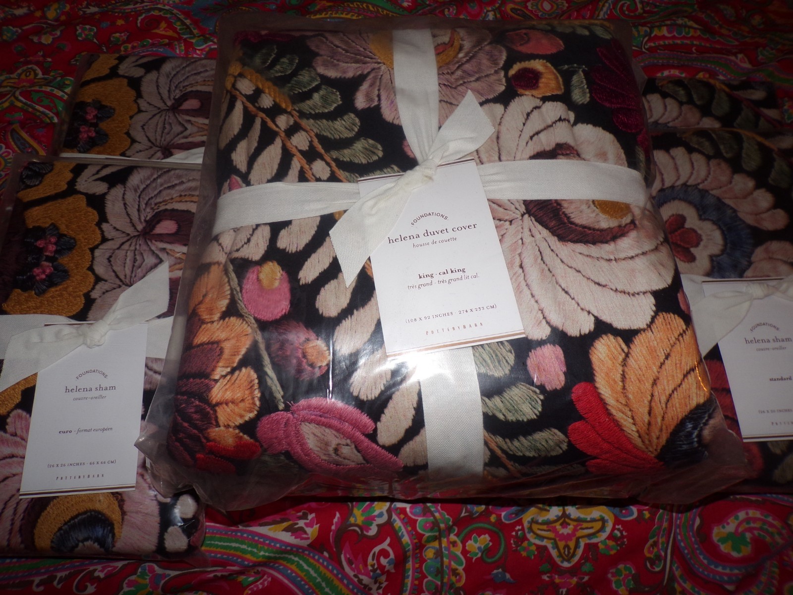 POTTERY BARN HELENA EMBROIDERED DUVET COVER,KING. 2 EURO .2 STANDARD SHAMS, NEW POTTERY BARN HELENA EMBROIDERED DUVET COVER,KING. 2 EURO .2 STANDARD SHAMS, NEW