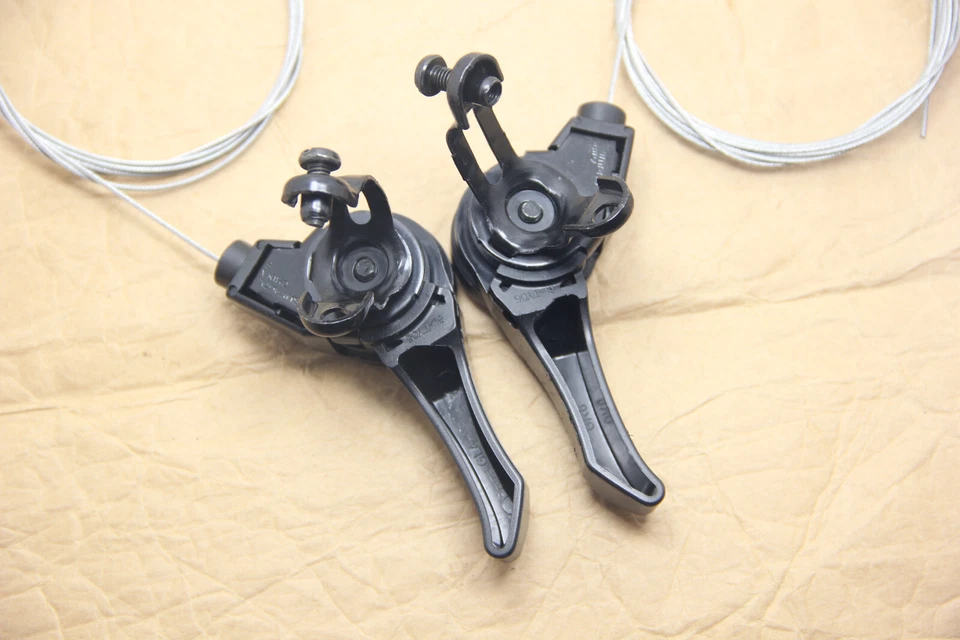 Shimano SL-TY05 Bicycle Bike Trigger Thumb 3 X 5 6 7 Speed Shifter Set - Image 4 of 4