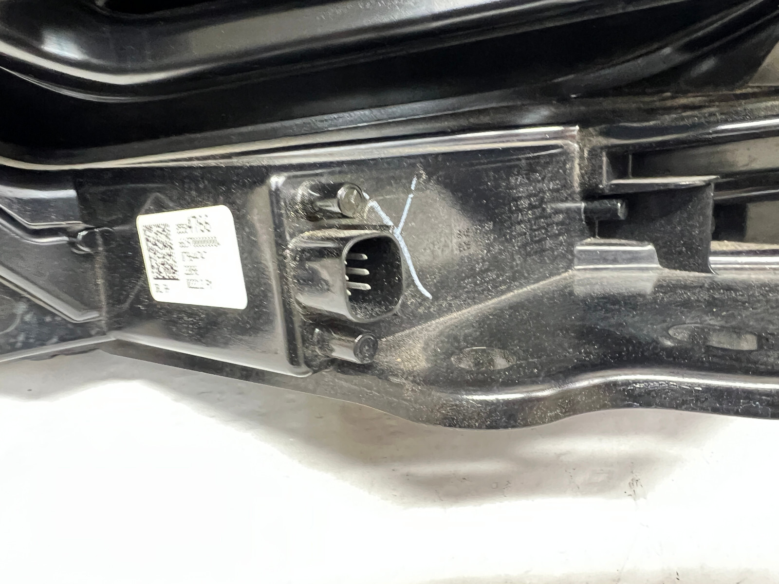ALL TABS 85584766 2022 2023 2024 CHEVY TRAVERSE LED FRONT RIGHT 
