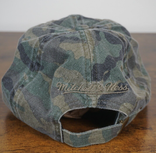 Pittsburgh Penguins Mitchell & Ness Distressed Hat Camo Cap NHL Adjustable - Picture 4 of 5