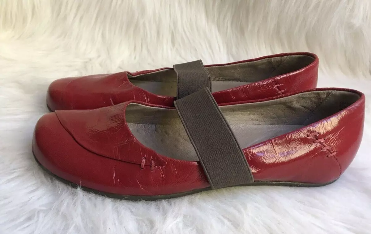 Palladium ballet flats hotsell
