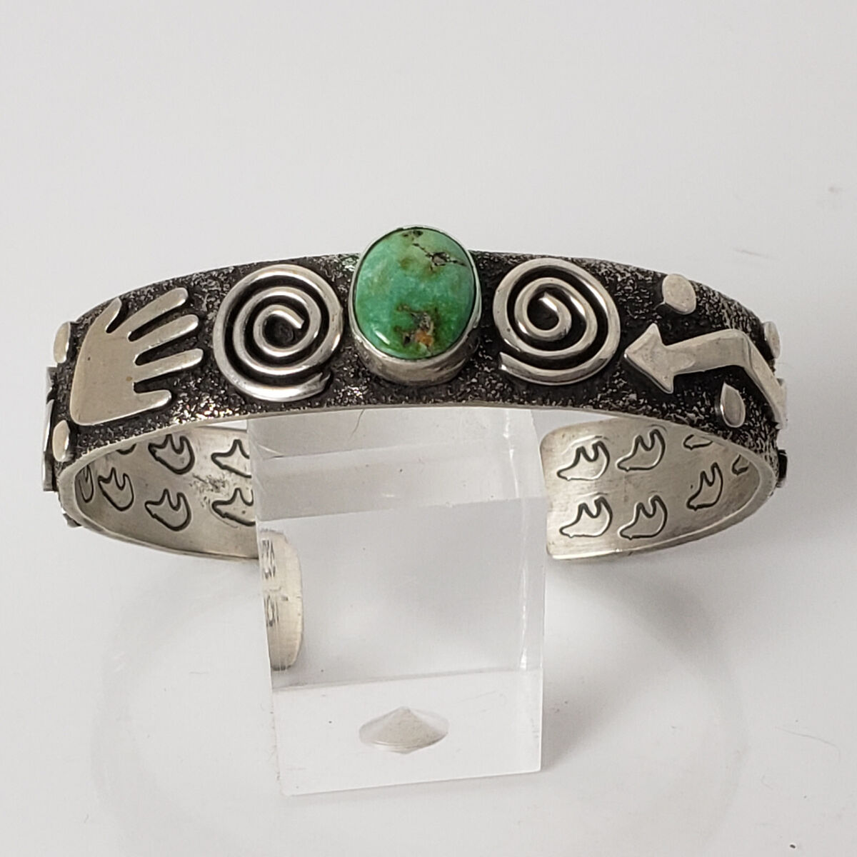 One Of Best Native American Navajo Alex Sanchez Turquoise Sterling Silver Bracelet One Of Best Native American Navajo Alex Sanchez Turquoise Sterling Silver Bracelet