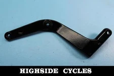 1402 09 HARLEY-DAVIDSON SOFTAIL RIGHT REAR FENDER SUPPORT BRACKET MOUNT COVER